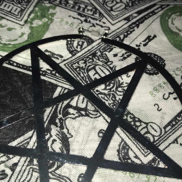 Star earrings - Picture 3 of 4